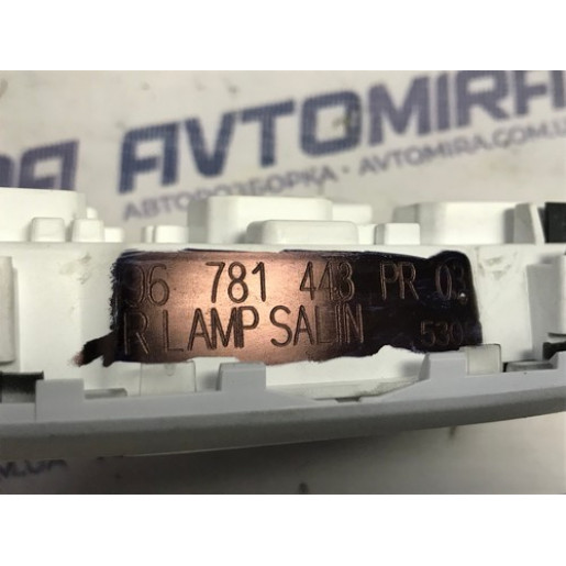 Плафон подсветки салона Peugeot 308 2013-2021 96781443PR03